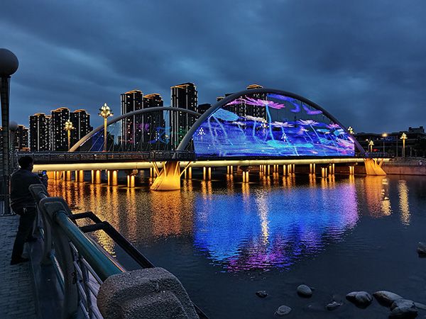 1742970194152440.jpg 泽库河道亮化.jpg