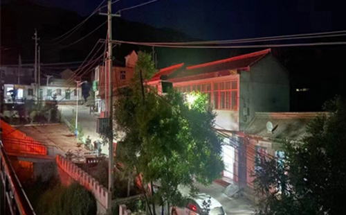 泽库太阳能路灯在暴雪天气下的应对策略