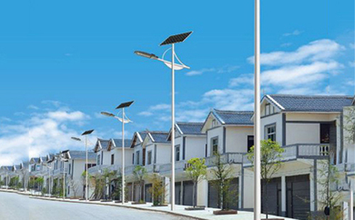 泽库太阳能路灯配置与在乡村道路照明中的应用